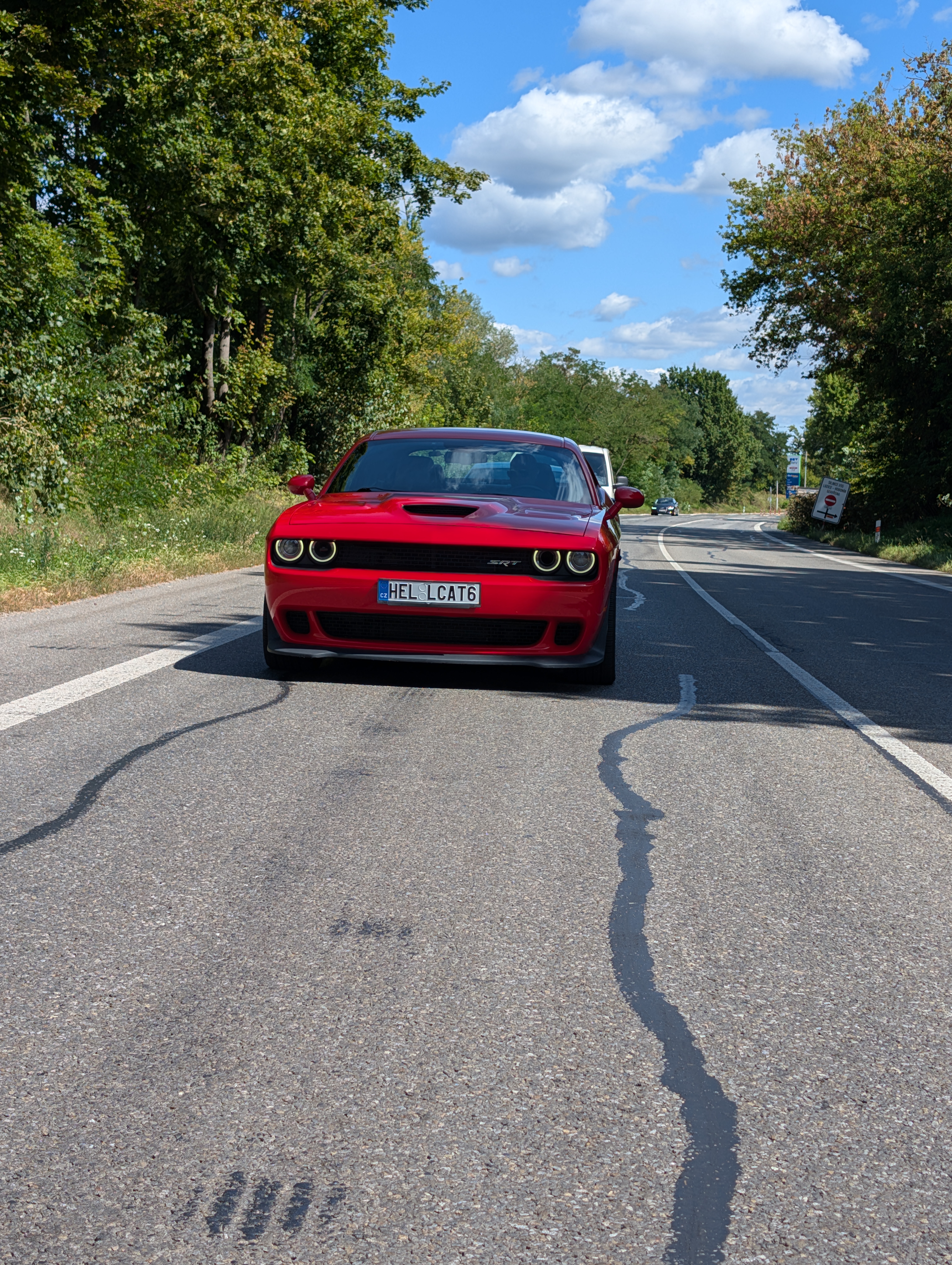 Dodge Challenger SRT Hellcat